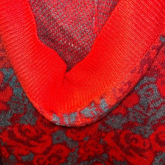 Sparrow Anthropologie Size M Red and Gray Hooded Cardigan Sweater Floral New - Picture 8 of 9